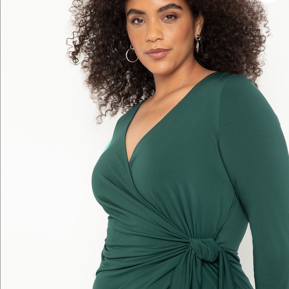 NWT Size 26 LongSleeve Eloquii Wide Neck Wrap Gown